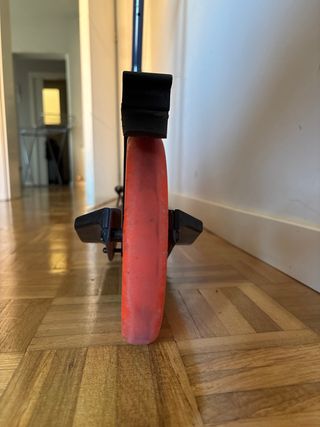 Patinete Oxelo naranja y negro