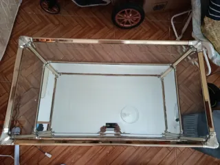 Mesa de centro grande cristal y metal dorada