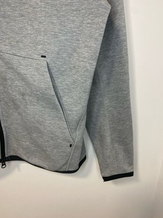 Chaqueta Nike tech dri-fir deportiva running Gris