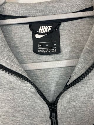 Chaqueta Nike tech dri-fir deportiva running Gris