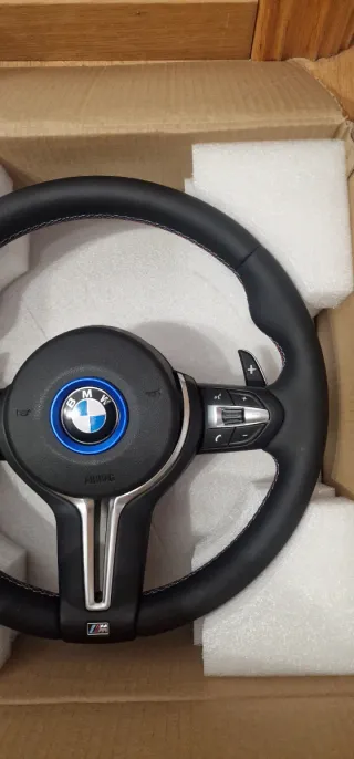 Volante BMW Serie F M