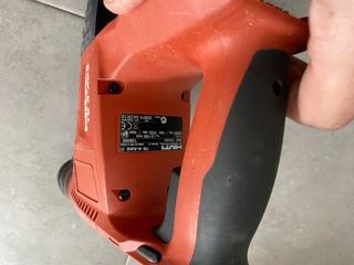 Hilti Amoladora y Taladro Percutor con batería