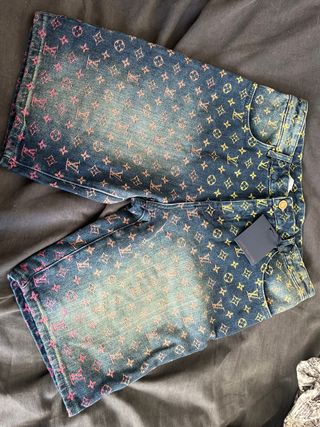 Jeans corti Louis Vuitton con monogramma blu rosa