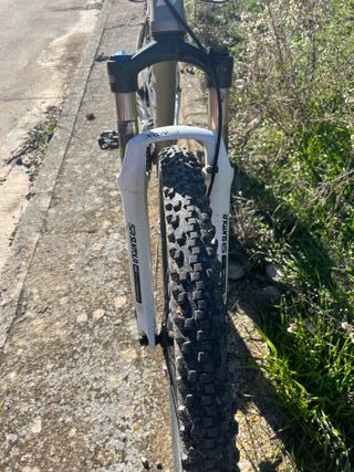 Bicicleta Scott Taos