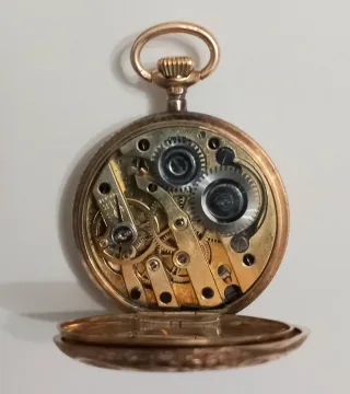 Reloj de bolsillo de oro 14k con querubín año 1890