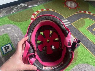 Casco patinaje niña rosa