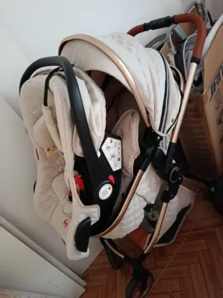 Cochecito de bebé y silla de coche