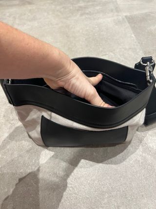 Bolso Parfois Beige y Negro