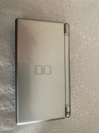 Nintendo DS Lite Plata con cargador