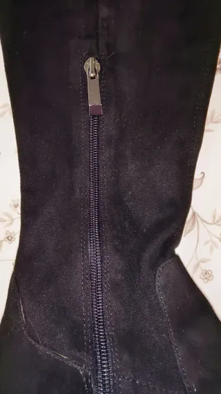 Botas altas elásticas negras