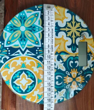 Bilancia da cucina Marca Evviva .Pesa fino a 4 Kg