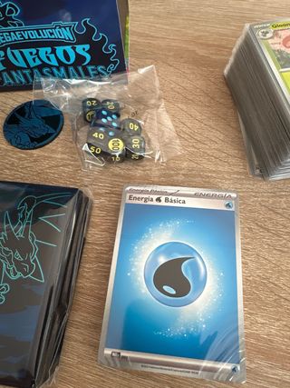 ETB Pokémon Megaevolución Fuegos Fantasmales