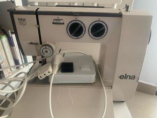 Máquina de coser Elna Lotus SP