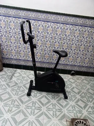 Bicicleta Estática Decathlon Essential