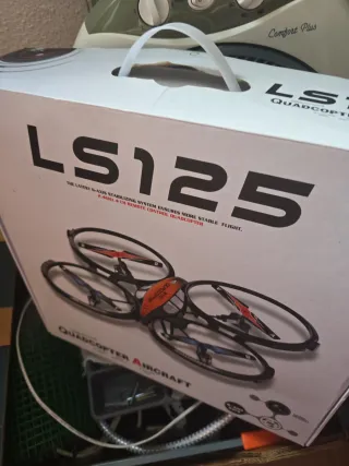 Dron LS125 Quadcopter Aircraft