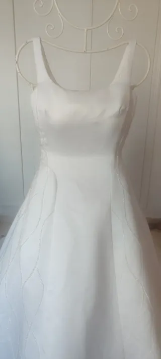 Vestido de Novia con cola St Patrick Blanco mod758