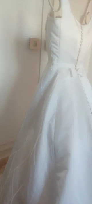 Vestido de Novia con cola St Patrick Blanco mod758