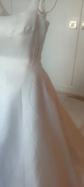 Vestido de Novia con cola St Patrick Blanco mod758
