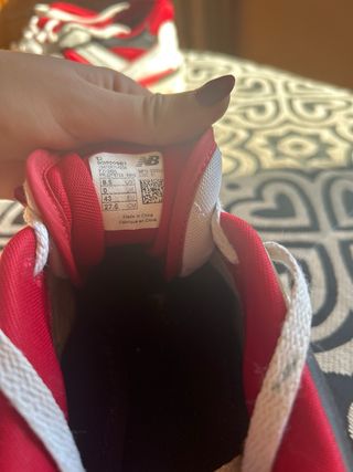 Zapatillas New Balance 550 Blancas y Rojas