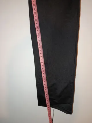 Pantalón negro Chicme talla L