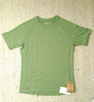 Camiseta Altus verde talla M