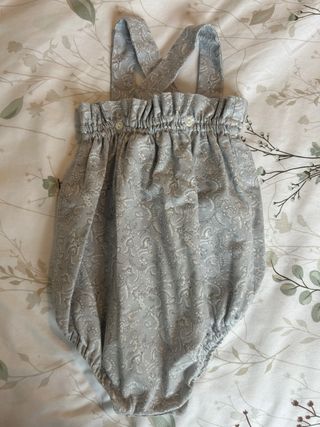 Pelele bebé 18-24m gris claro