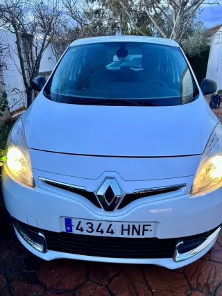 Renault Scenic 2012