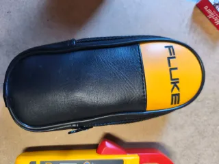 Fluke 325