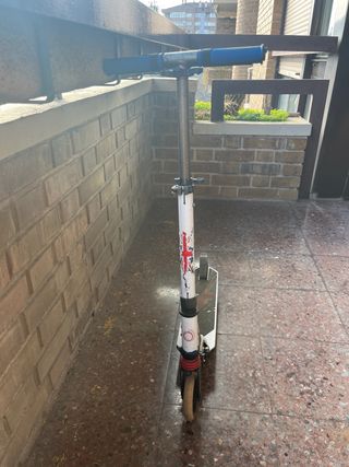 Patinete Decathlon blanco