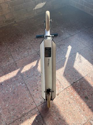 Patinete Decathlon blanco