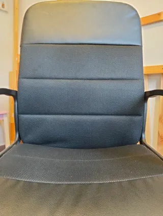 Silla giratoria RENBERGET Ikea Negra