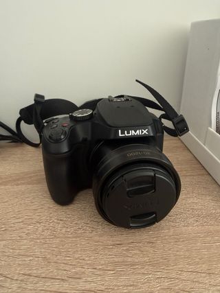 Fotocamera Panasonic Lumix DC-FZ83