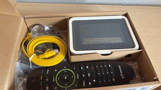 Decodificador Movistar UHD con Mando y Cable