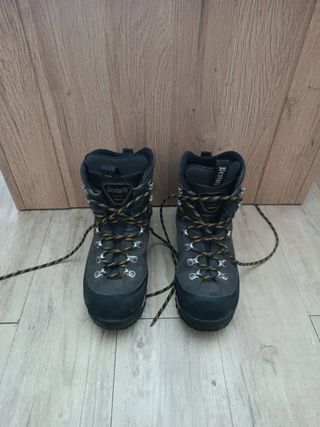 Botas Bestard Kathmandu Goretex Gris 40.5