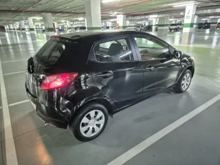 Mazda 2 2013