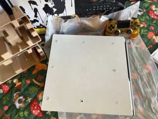 PS4 Pro Death Stranding Edición Limitada 1TB