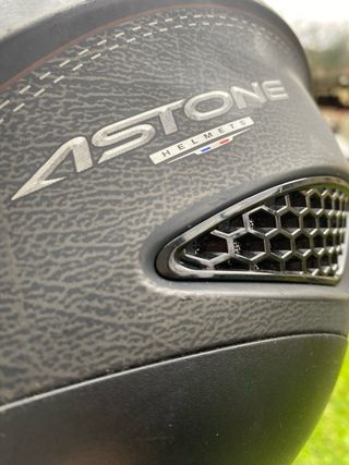 Casco Astone Negro con Visera Transparente