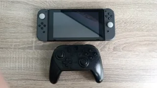 Nintendo Switch Gris + Mando PRO