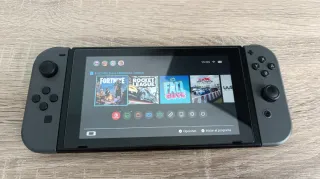 Nintendo Switch Gris + Mando PRO