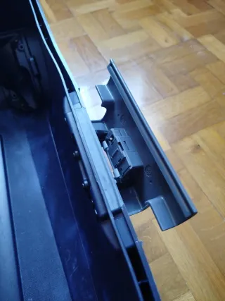 Maleta grande azul. Marca Roncato