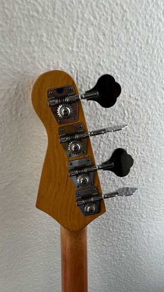 Bajo Eléctrico Fender Jazz Bass Sunburst