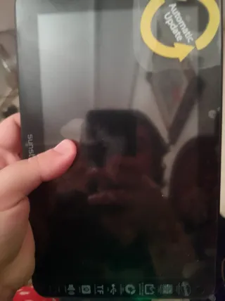 Tablet nero in buone condizioni