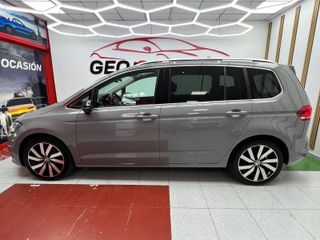 Volkswagen Touran 2015