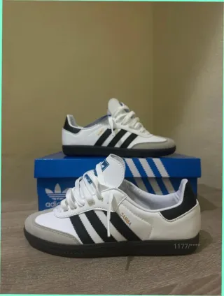 Adidas Samba OG Blancas y Negras