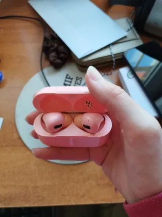 Auriculares inalámbricos rosa