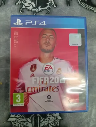 PS4 Slim 500GB Negra + FIFA 21 + 8 juegos