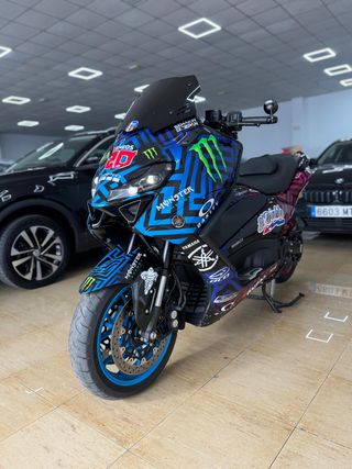 Yamaha TMAX 2023 - Edición Especial