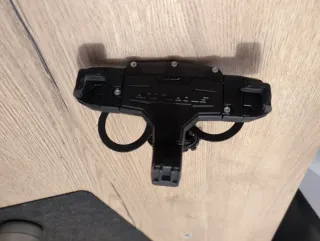 Soporte Givi S920L Smart Clip Móvil