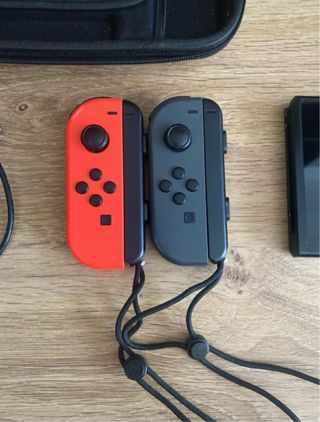 Nintendo Switch Completo con Accesorios