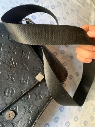 Riñonera Louis Vuitton Negra